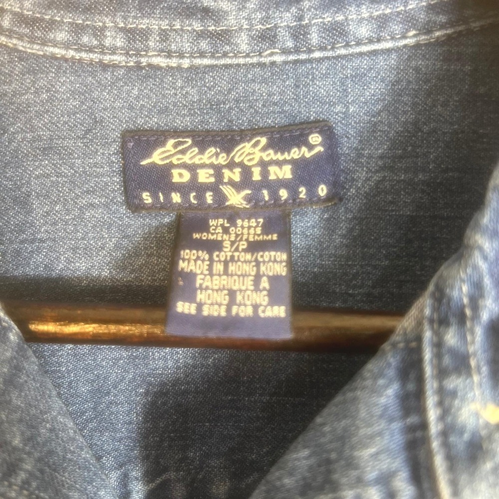 Vintage Eddie Bauer Denim Shirt Women's Small Birdhouse Embroidered Long Sleeve - Picture 4 of 8